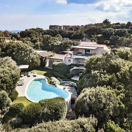 ヴィラ Pevero Vista Mare Con Piscina E Palestra *