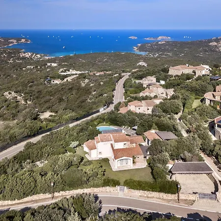 Pevero Vista Mare Con Piscina E Palestra *