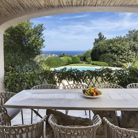 Pevero Vista Mare Con Piscina E Palestra Вилла *