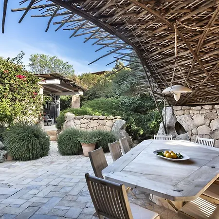 Pevero Vista Mare Con Piscina E Palestra *