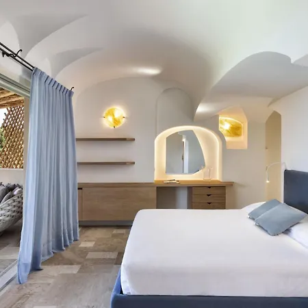 Pevero Vista Mare Con Piscina E Palestra