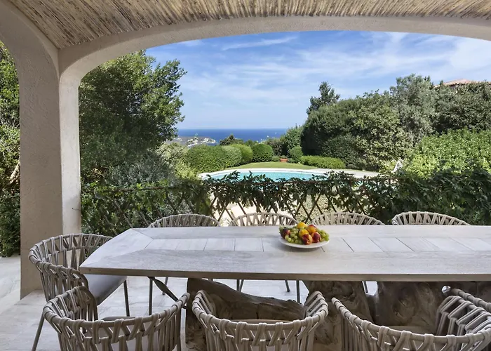 Pevero Vista Mare Con Piscina E Palestra 别墅 *