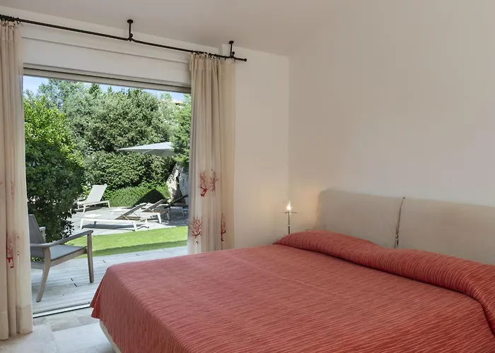 Pevero Vista Mare Con Piscina E Palestra 别墅 Abbiadori